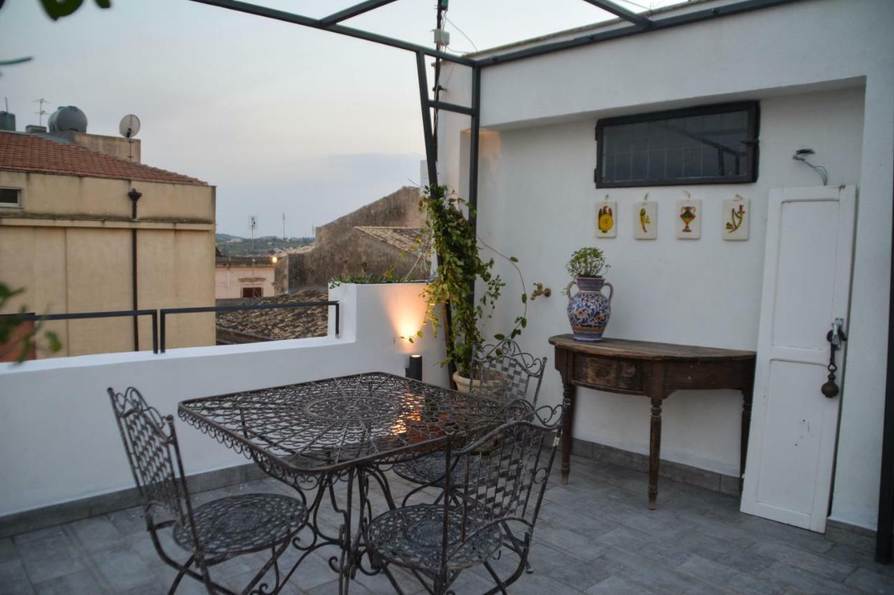 Bed and Breakfast Zioli Noto Exterior foto